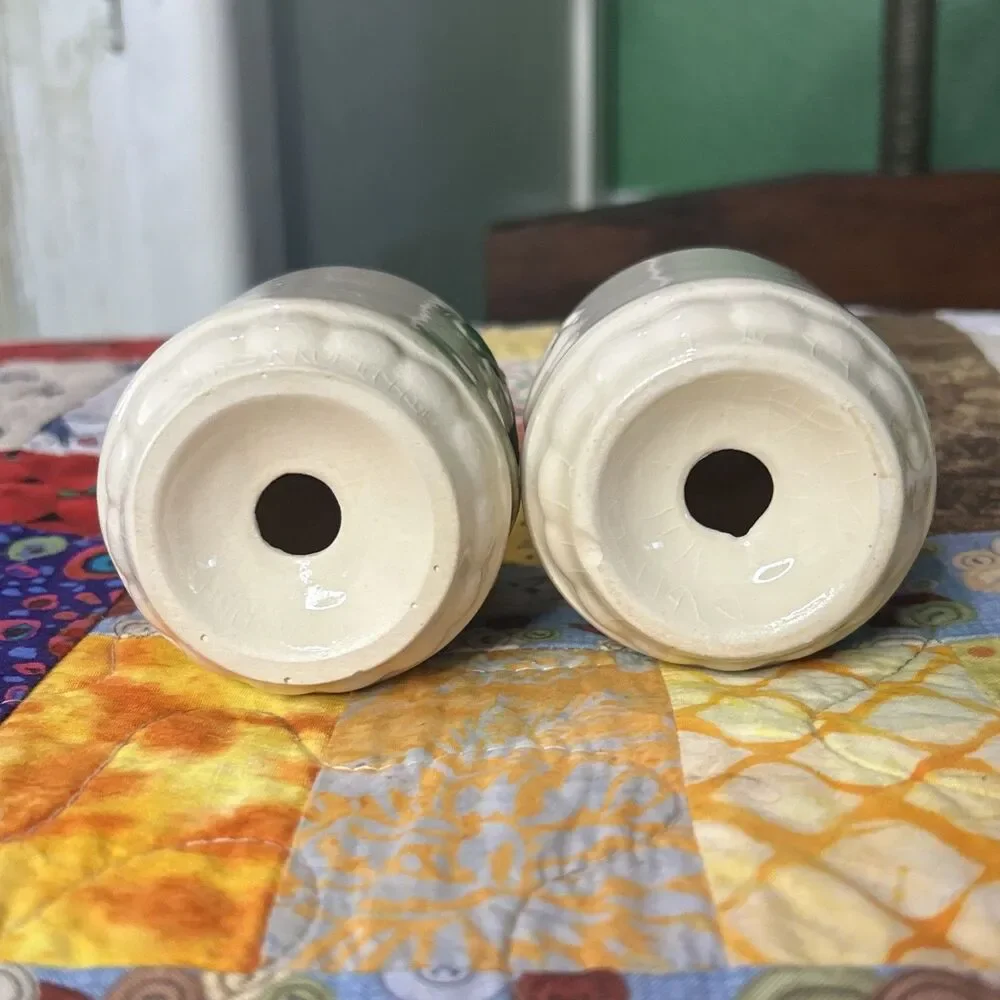 Vtg Brush McCoy Three Leaf Clover Art Deco Salt & Pepper Shaker Set 1940s